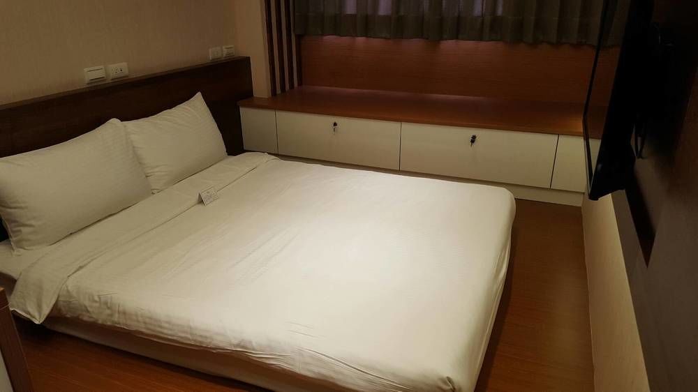 Bayman Hotel Тайпей Екстериор снимка