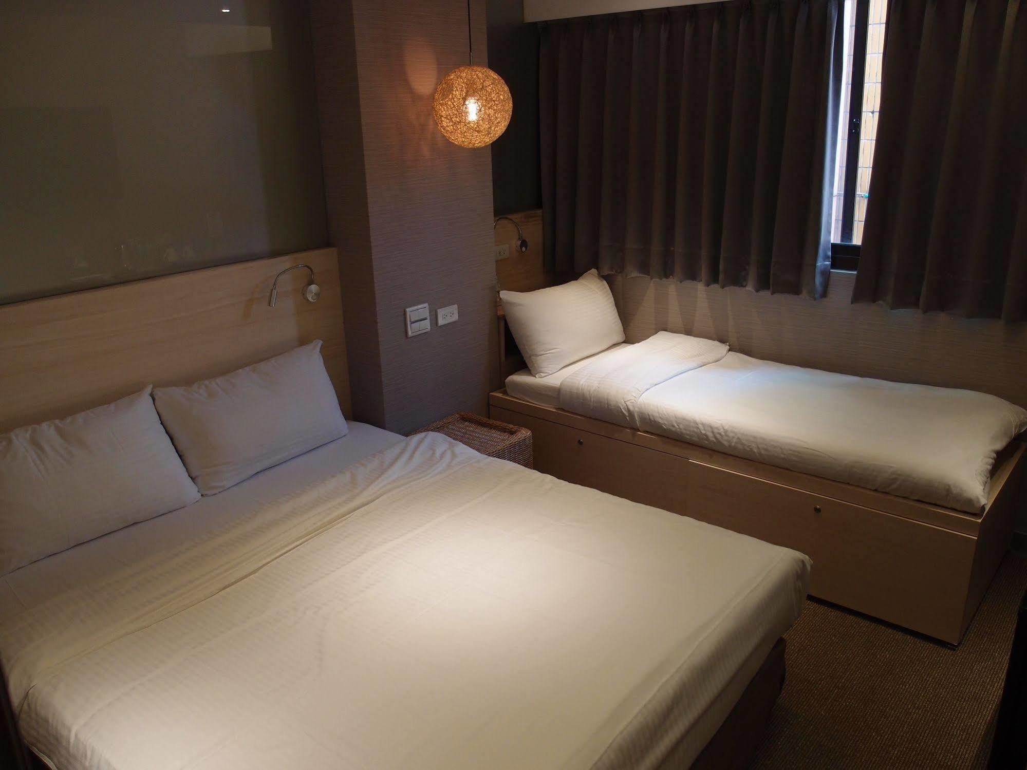 Bayman Hotel Тайпей Екстериор снимка
