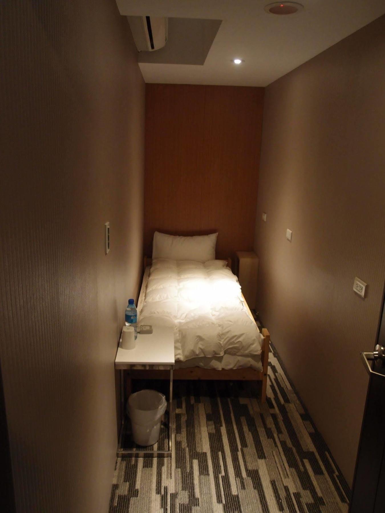 Bayman Hotel Тайпей Екстериор снимка