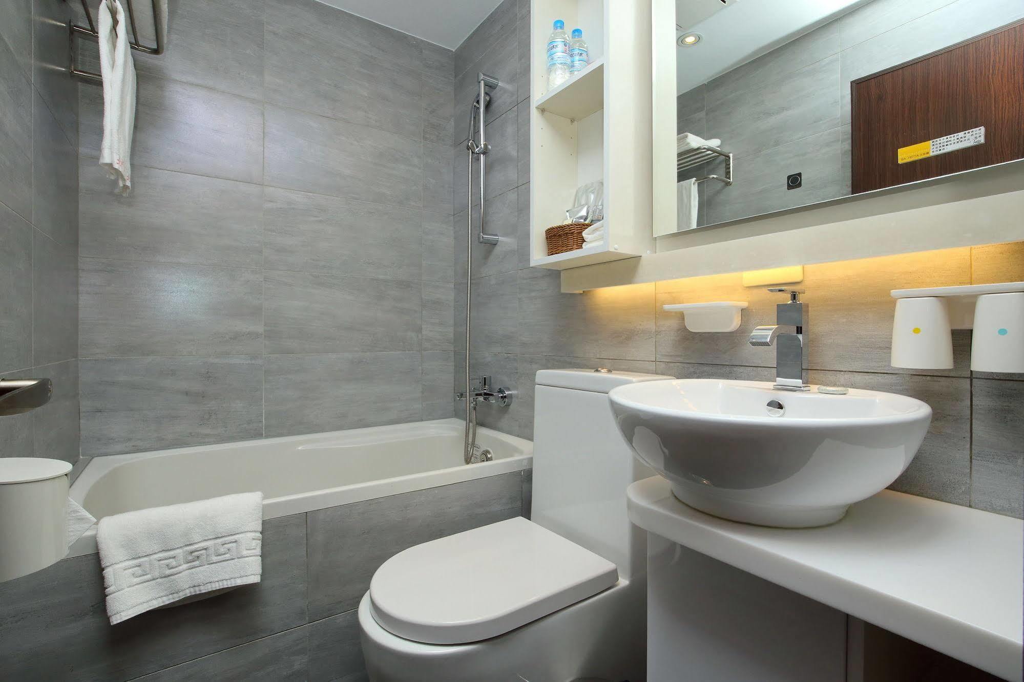 Bayman Hotel Тайпей Екстериор снимка